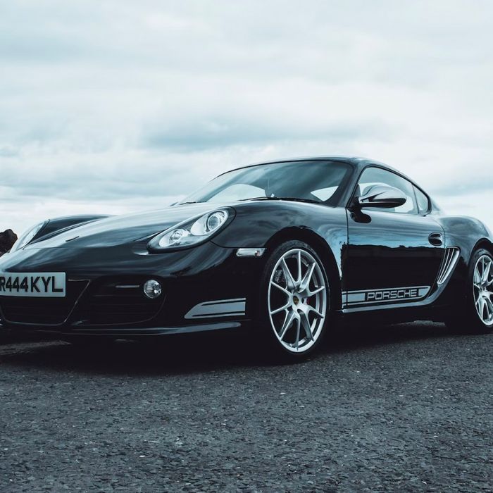 Sports Car Interior And Equipment And How To Enjoy (Demo)